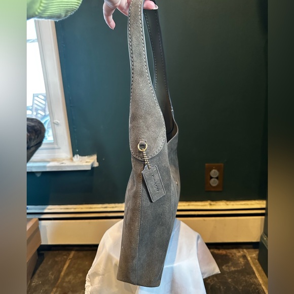 Coach Brooklyn 28 hobo shoulder bag NWOT - Picture 7 of 10